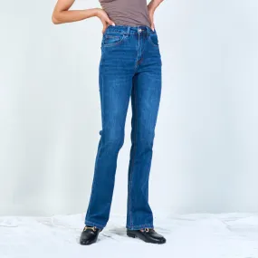 Classic straight-leg jeans with pearl button wholesale