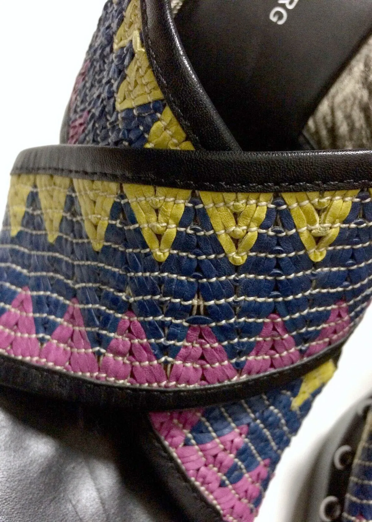 Diane Von Furstenberg Size 9 Multi-Color Woven Sandals