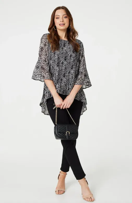 Hayley Black Ditsy Print Curve Hem Blouse