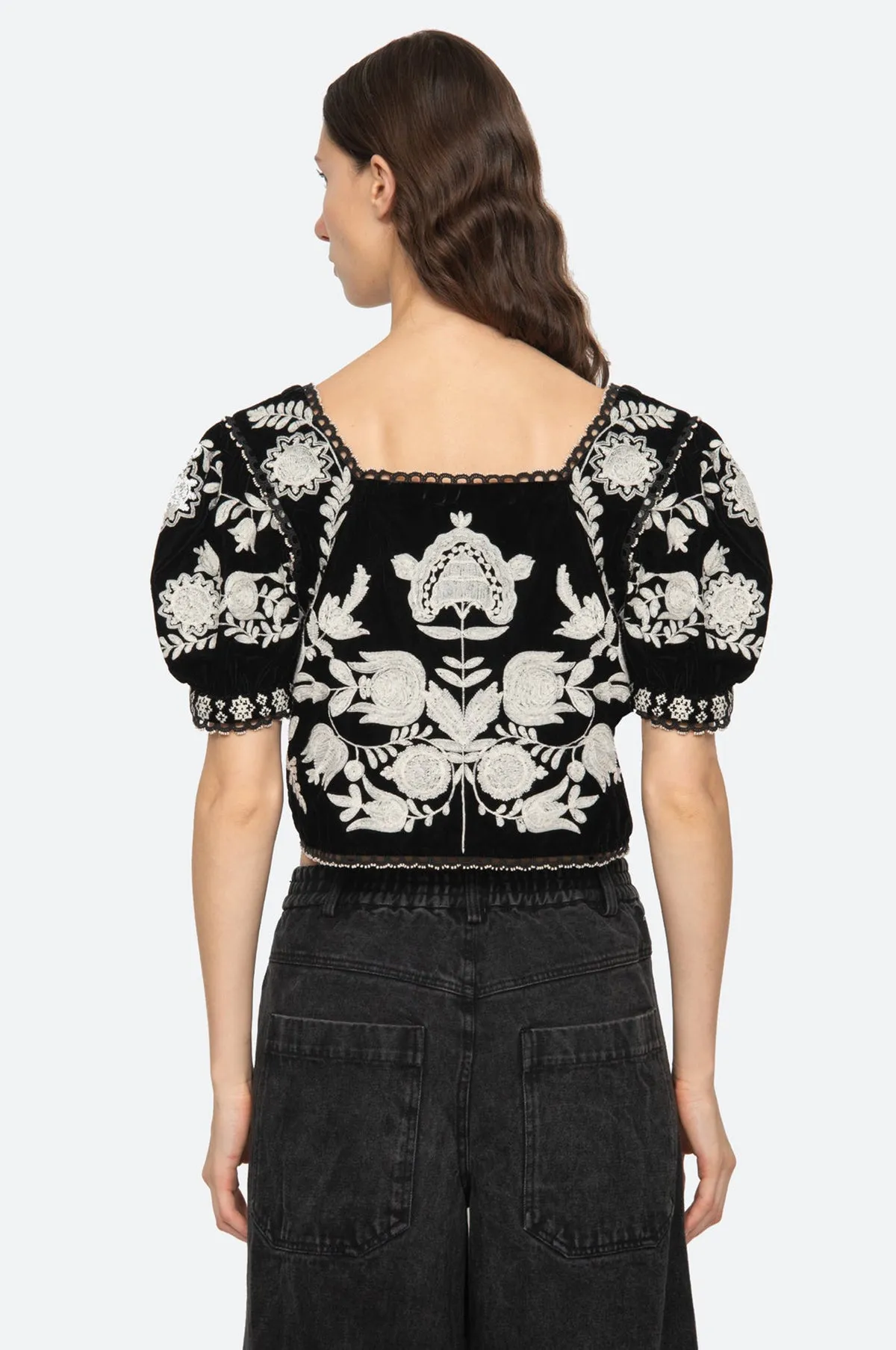 Irene Embroidery Velvet Puff Slv Top