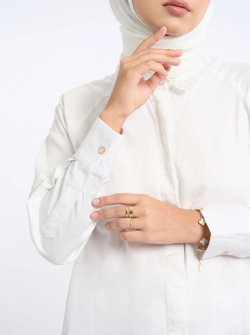 ISKA EMBROIDERY COLLAR TOP WHITE